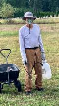 Spraying attire